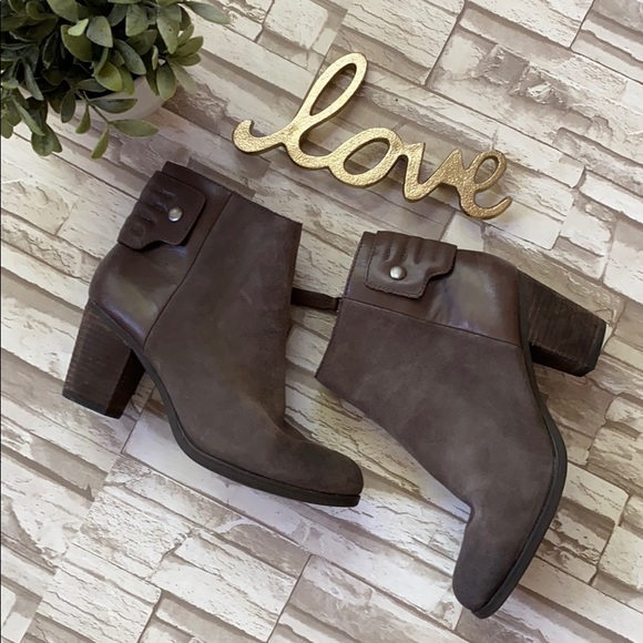 Clarks Shoes - Clarks Artisan Ankle Boots
